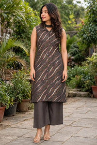 Women Grey Leheriya Printed Sleeveless Kurta & Plazo Coord Set SHALINI-278