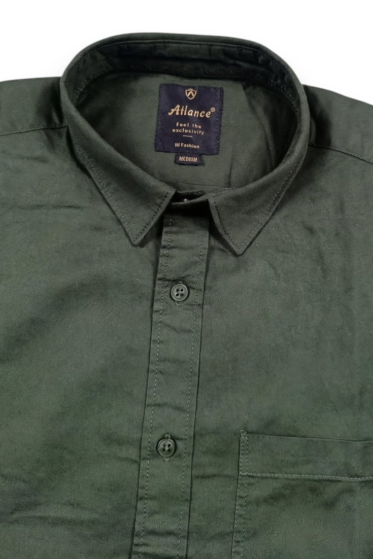 Men Green Plain Full Sleeve Casual Shirt ZDOBBY