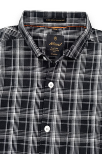Men Black Checkered Half Sleeve Casual Shirt SGV-528-5