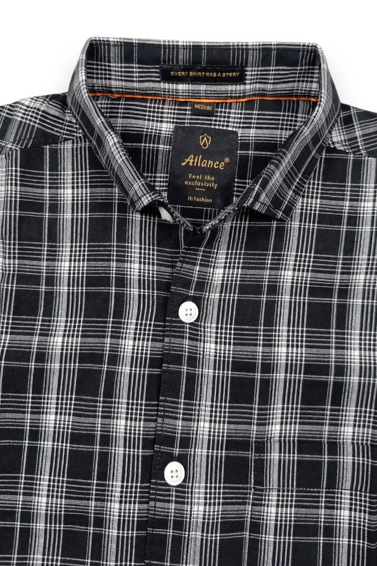 Men Black Checkered Half Sleeve Casual Shirt SGV-528-5