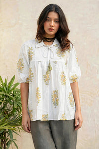 Women Parrot Green Floral Printed Cotton Short Kurti - Collar Neck - Puff Sleeves with Tassel Dori ATL2300