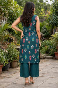 Women Blue Ikat Printed Sleeveless Kurta & Plazo Coord Set SHALINI-282